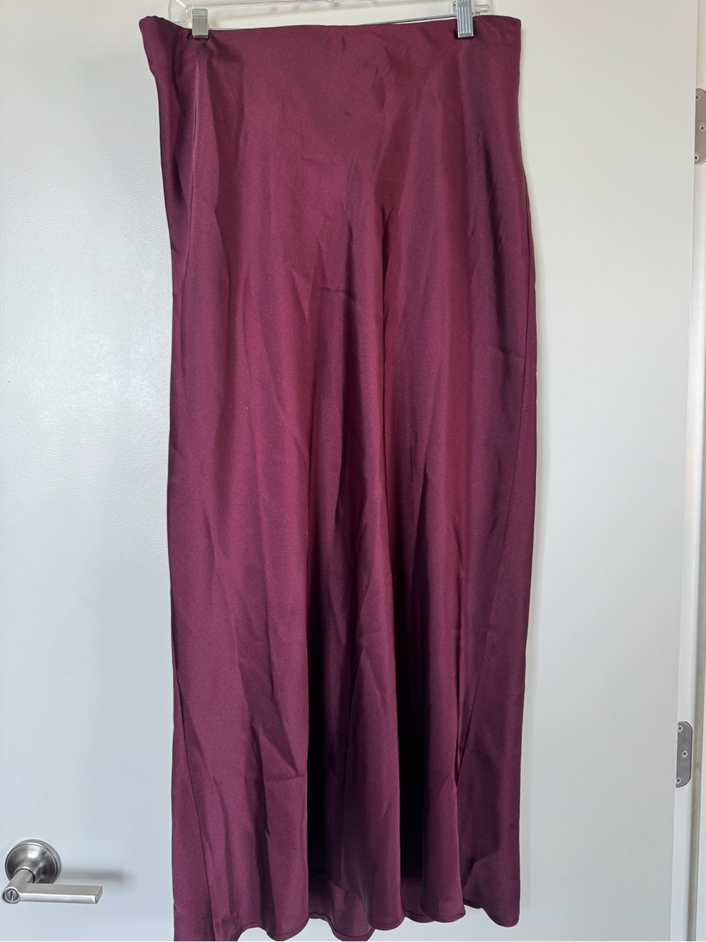 Zara Burgundy Satin Effect Long Skirt (XL) - Picture 3 of 4